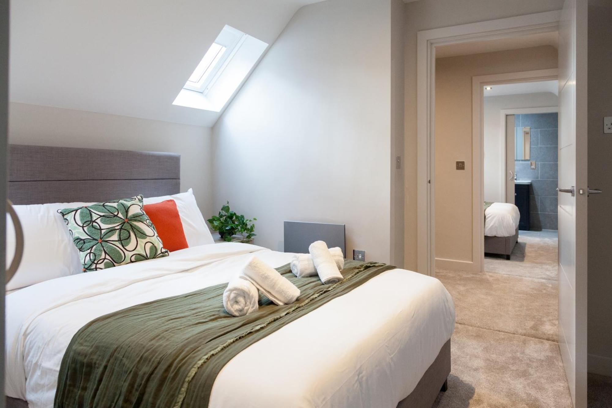 Somers Suites Apartments ลีดส์ ภายนอก รูปภาพ