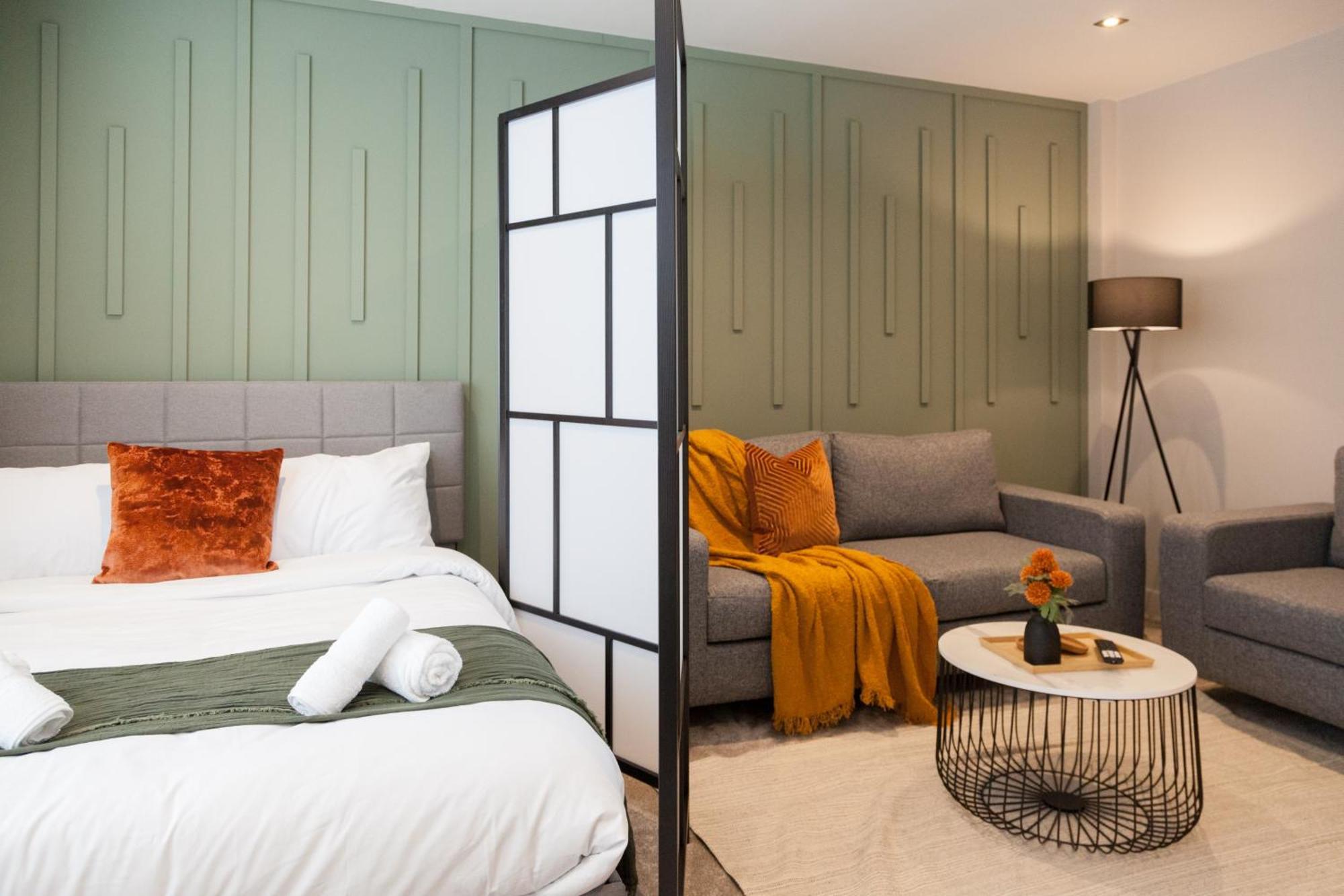 Somers Suites Apartments ลีดส์ ภายนอก รูปภาพ